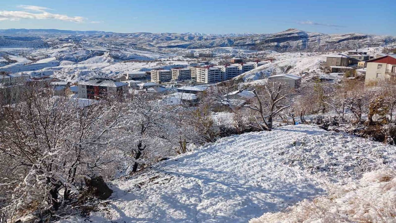 Kulp'ta Kar Yağışı Sonrası Güneşli Gün