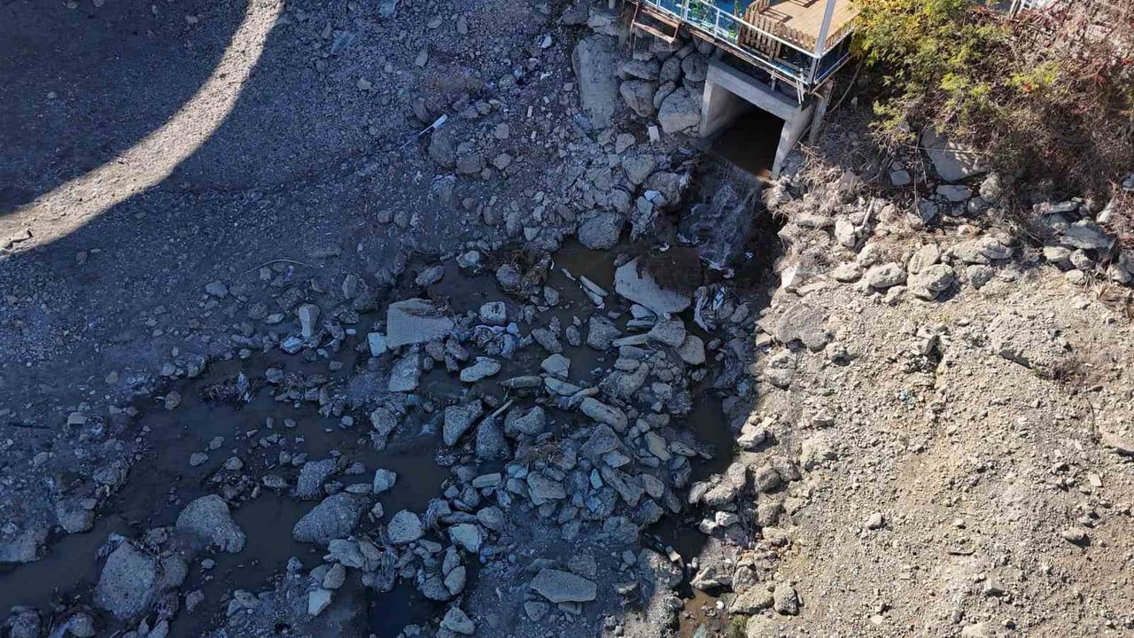 Kuraklık Seyhan Nehri'nde Atık Su Problemini Ortaya Çıkardı