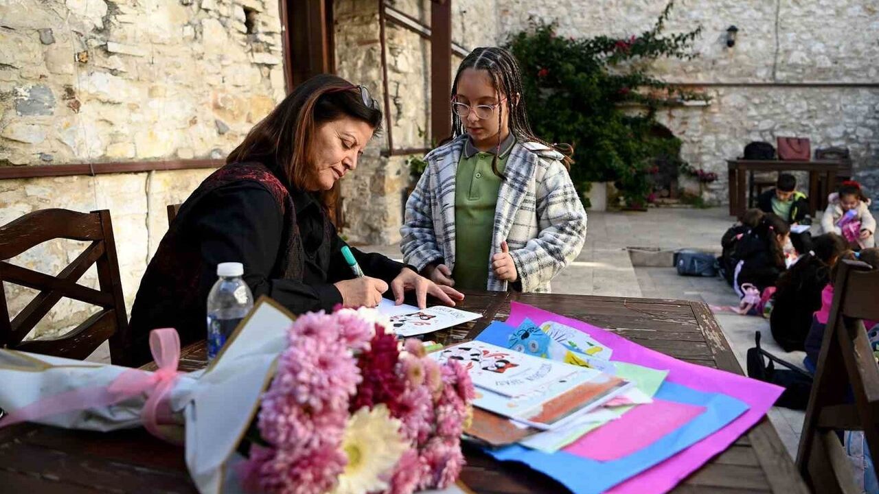 Kuşadası’nda Çocuklara Kitap ve Hayvan Sevgisi Aşılandı