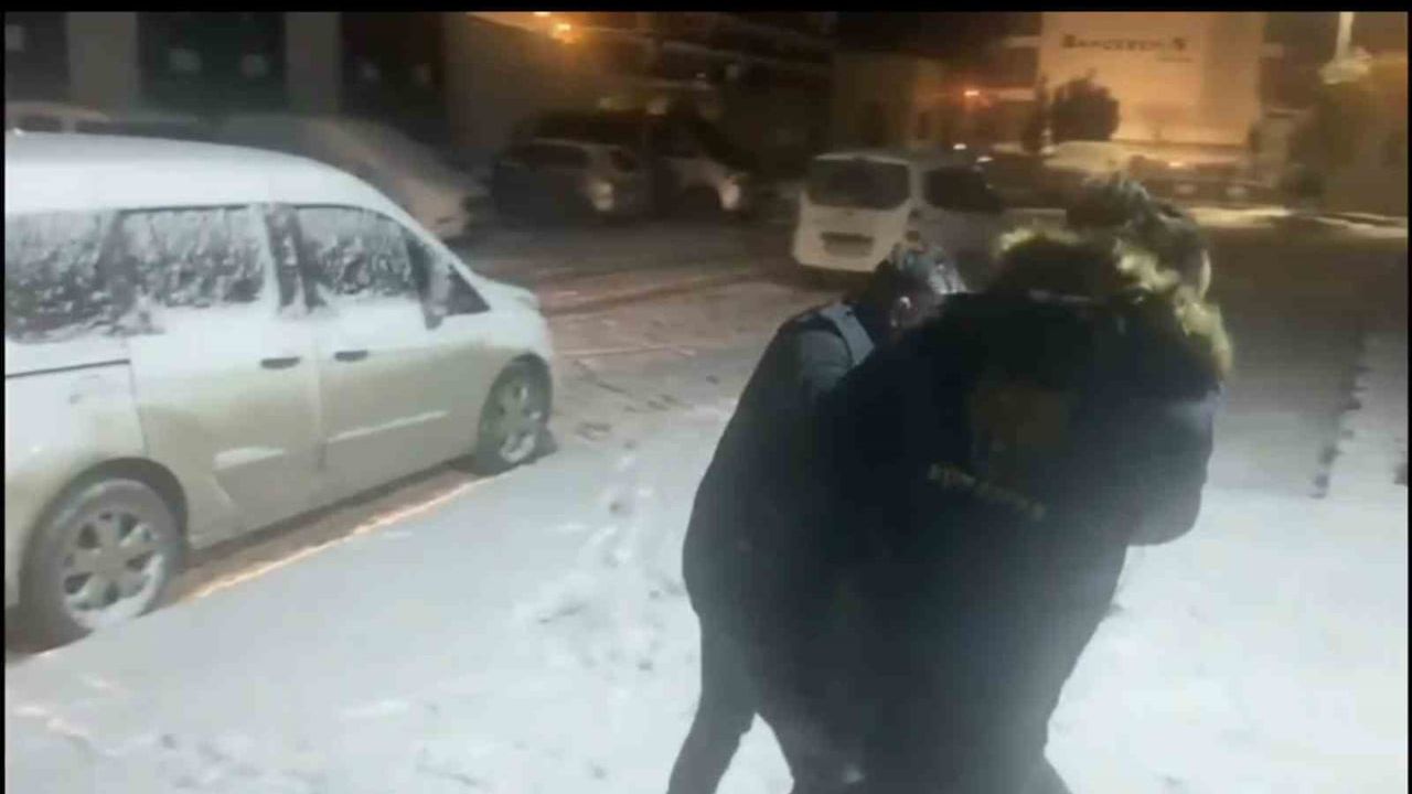 Kütahya'da 30 Yıl Hapis Cezası ile Aranan Firari Yakalandı