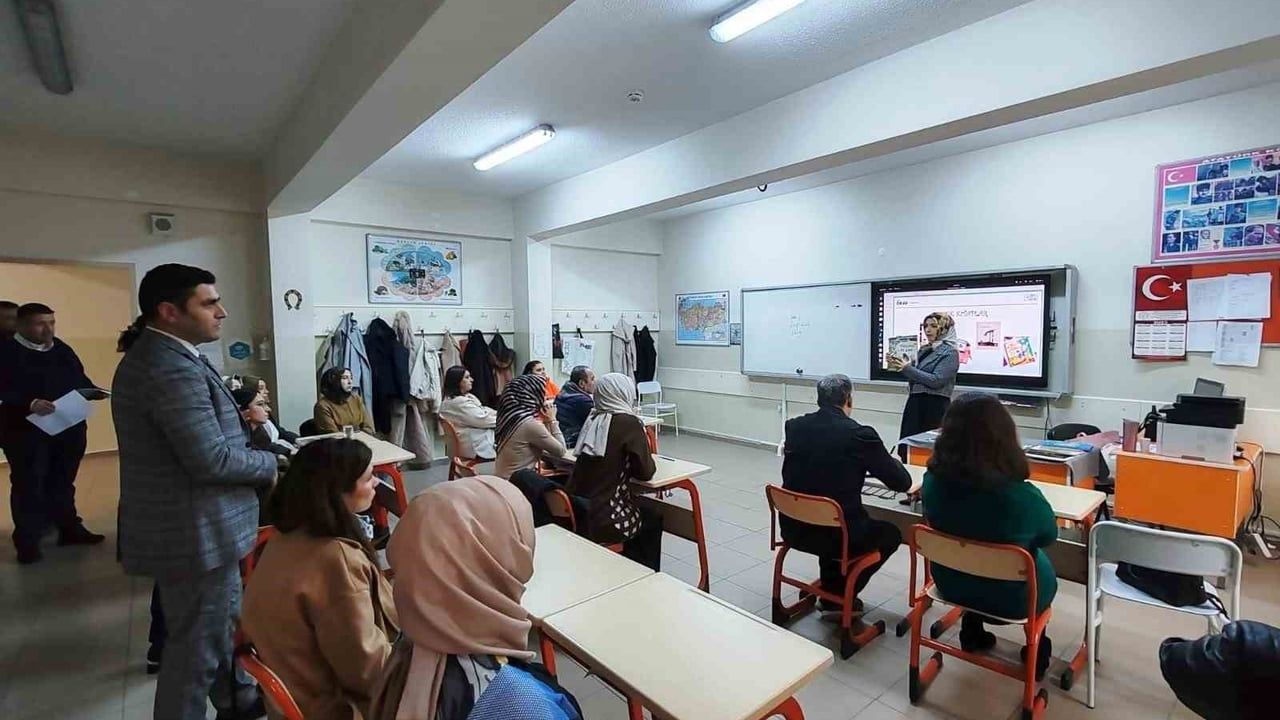 Kütahya'da ÖRAV Eğitim Şenliği Gerçekleştirildi