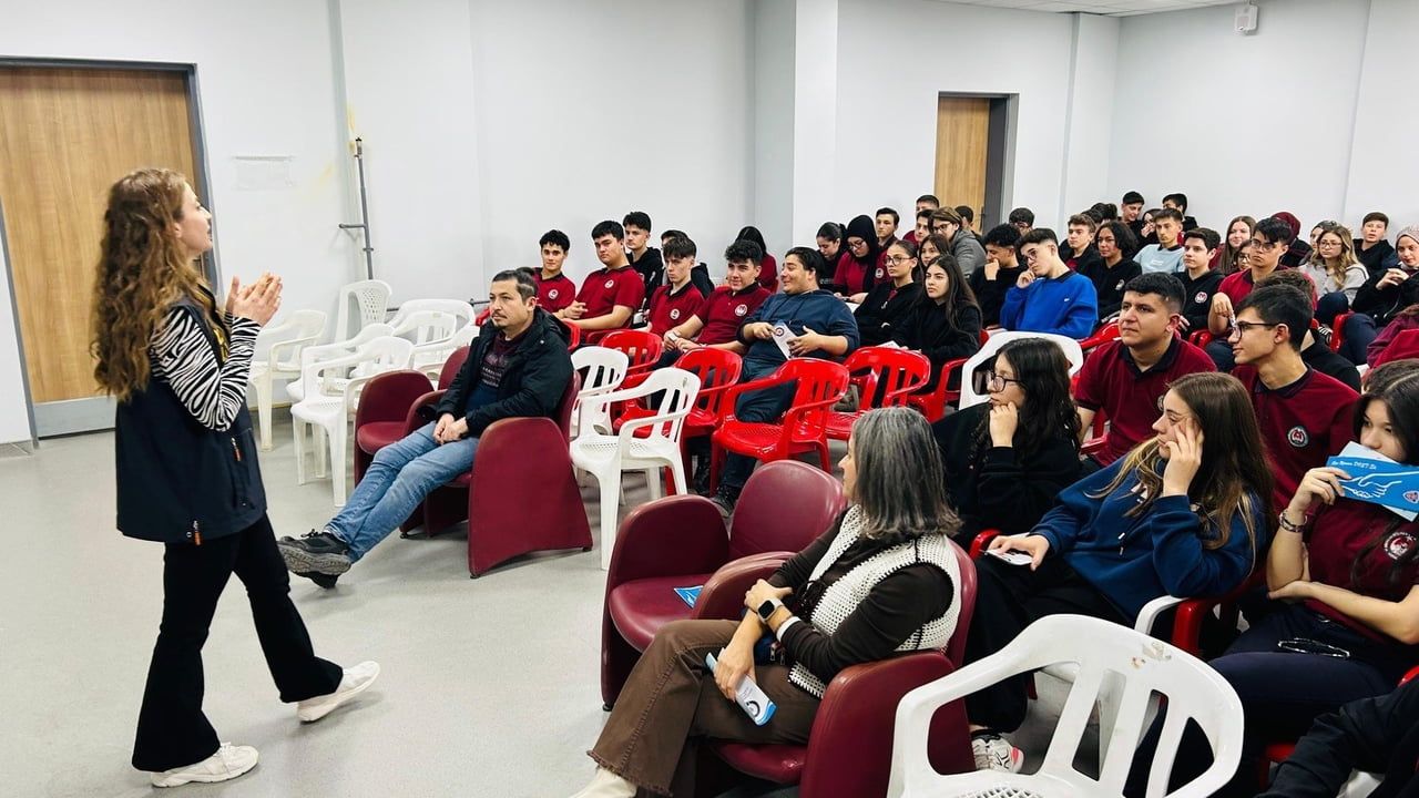 Kütahya'da Siber Güvenlik Semineri Öğrencilere Tanıtıldı
