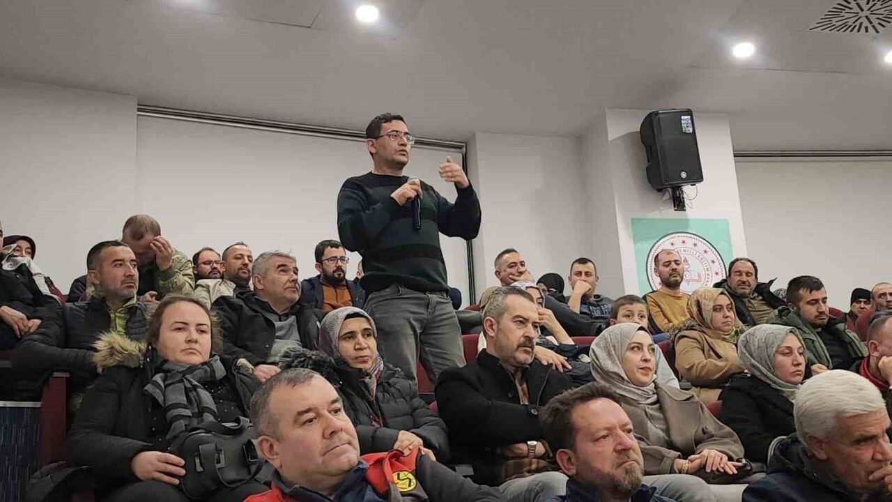 Kütahya'da Veli Buluşmaları Programı Gerçekleştirildi