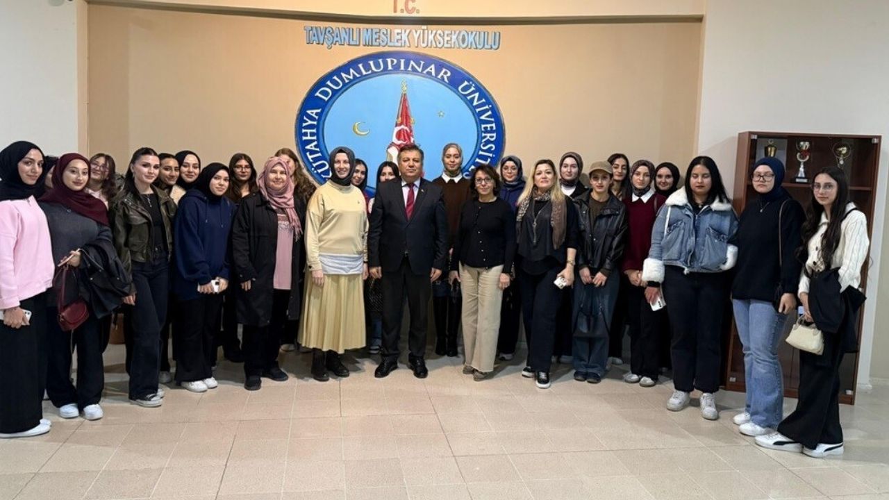 Kütahya Dumlupınar Üniversitesi'nde Kariyer Söyleşisi