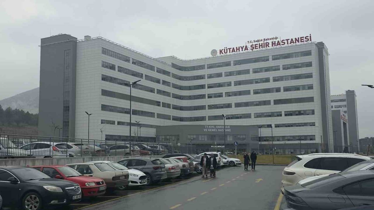 Kütahya Şehir Hastanesi'nde 1 Yılda 2 Milyondan Fazla Poliklinik Hizmeti Verildi