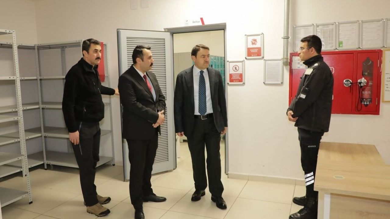 Kütahya Valisi Musa Işın'dan Geri Gönderme Merkezi Denetimi