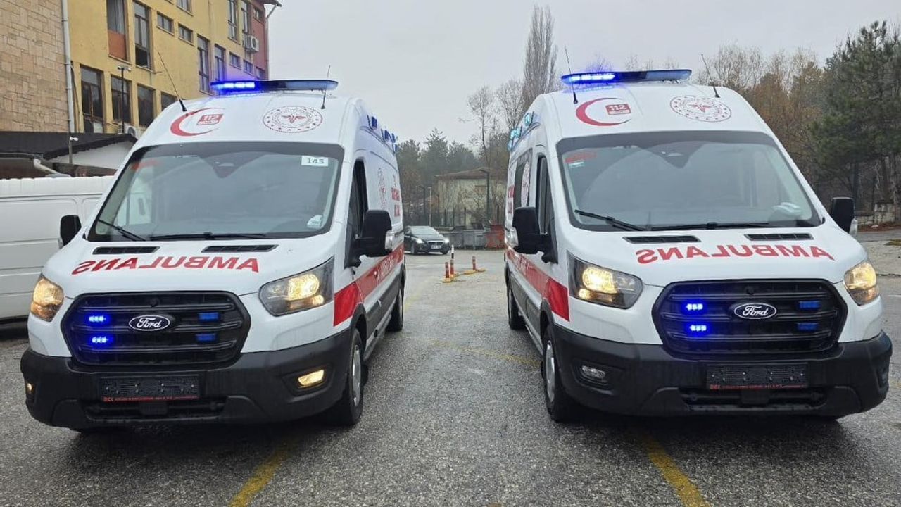 Kütahya'ya İki Yeni Acil Sağlık Ambulansı Takviyesi