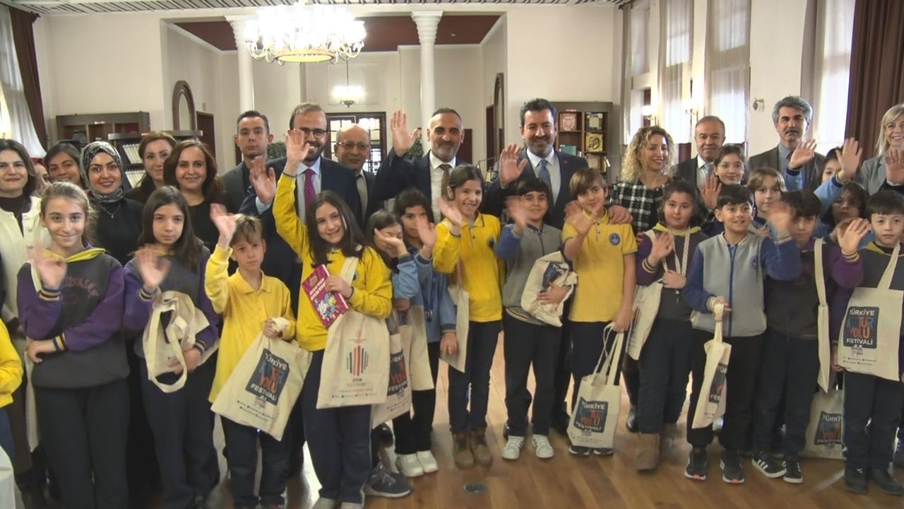 Kütüphanelerdeyiz Etkinliği Öğrencilerle Buluştu