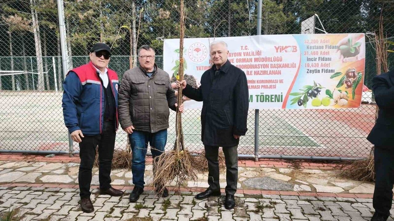 Kuyucak’ta Kestane Fidanı Dağıtımı
