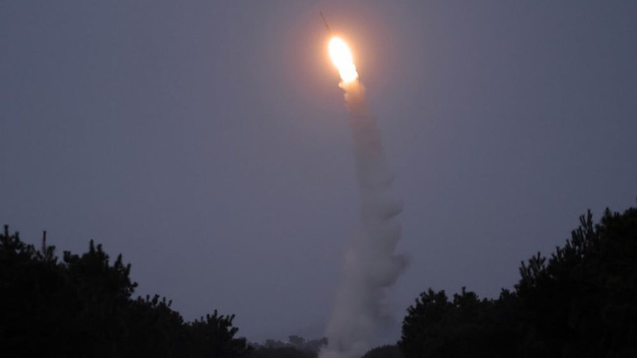 Kuzey Kore Uzun Menzilli Uçaksavar Füzelerini Test Etti