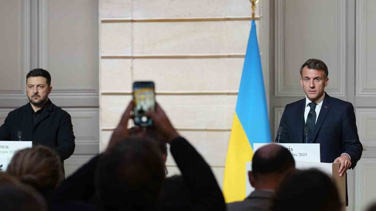 Macron: Ukrayna'nın Toprak Üzerindeki Hakları Vurgulandı