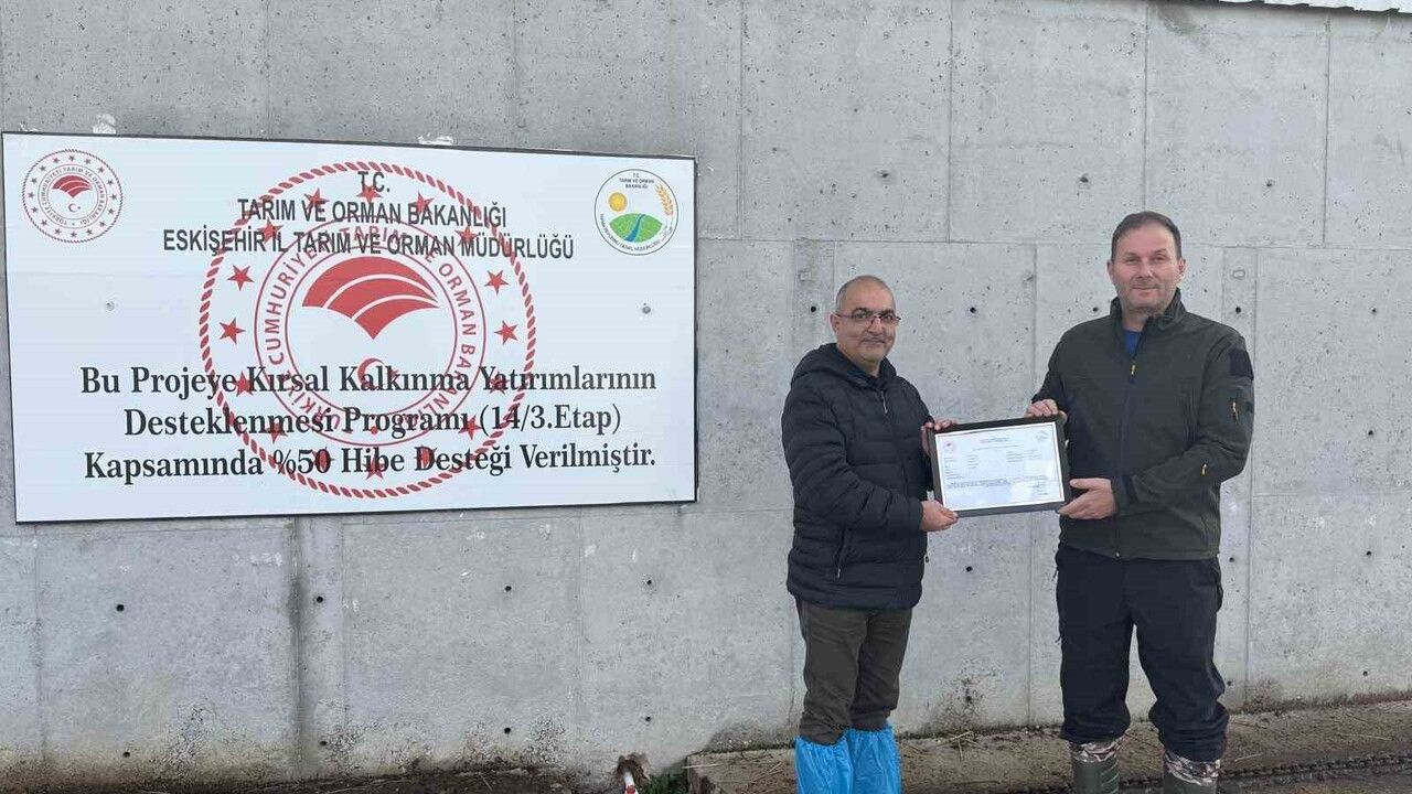 Mahmudiye’nin İlk Hastalıktan Ari İşletmesi Sertifikalandırıldı