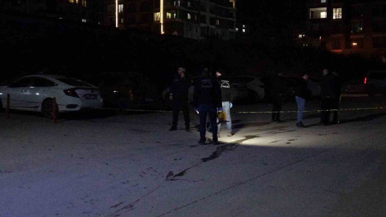 Malatya'da Bıçaklı Kavga: 3 Yaralı