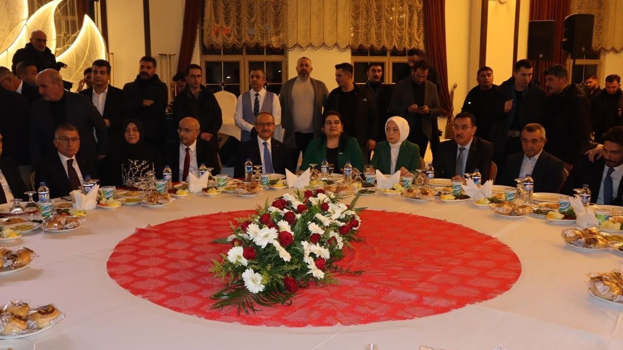 Malatya'da Duygusal Nikah Töreni