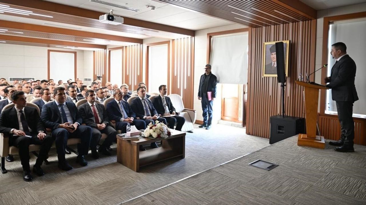 Malatya'da Etkili İletişim Semineri Düzenlendi