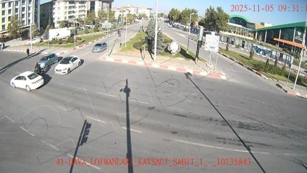 Malatya'da Trafik Kazaları KGYS Kameralarına Yansıdı