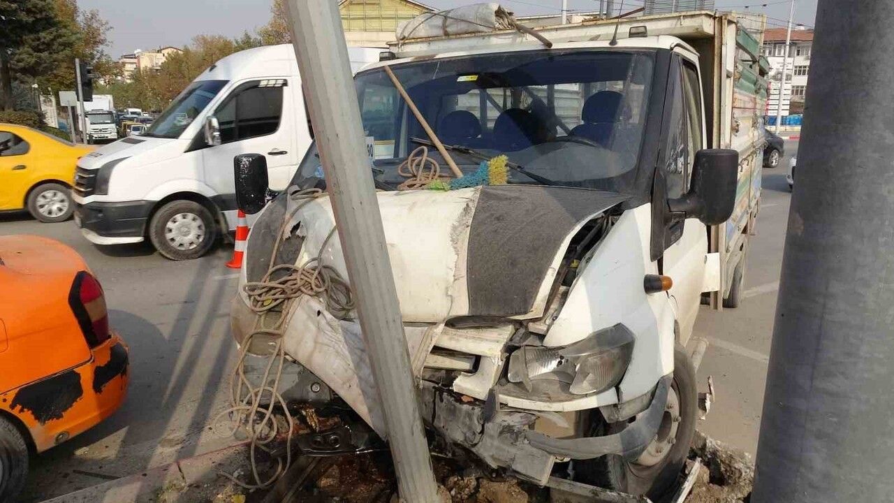 Malatya'da Trafik Kazası: 2 Yaralı.