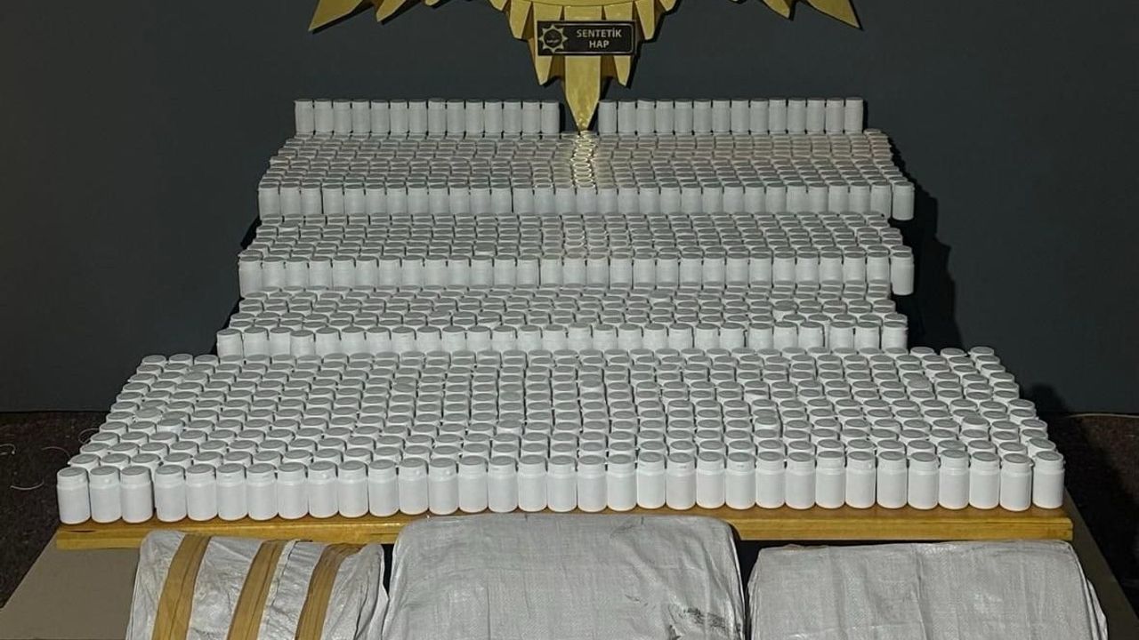 Malatya'da Uyuşturucu Operasyonu: 75 Bin Sentetik Ecza Ele Geçirildi