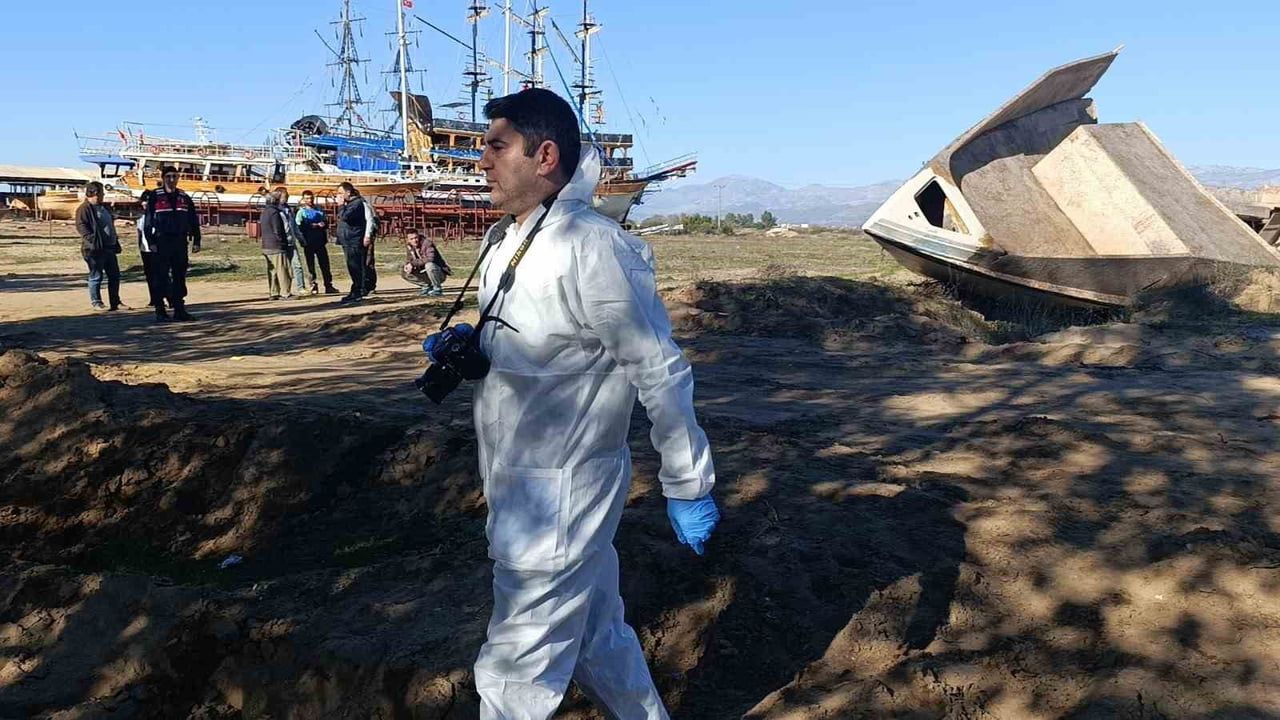 Manavgat Irmağında Bulunan Ceset Üzerine Soruşturma Başlatıldı
