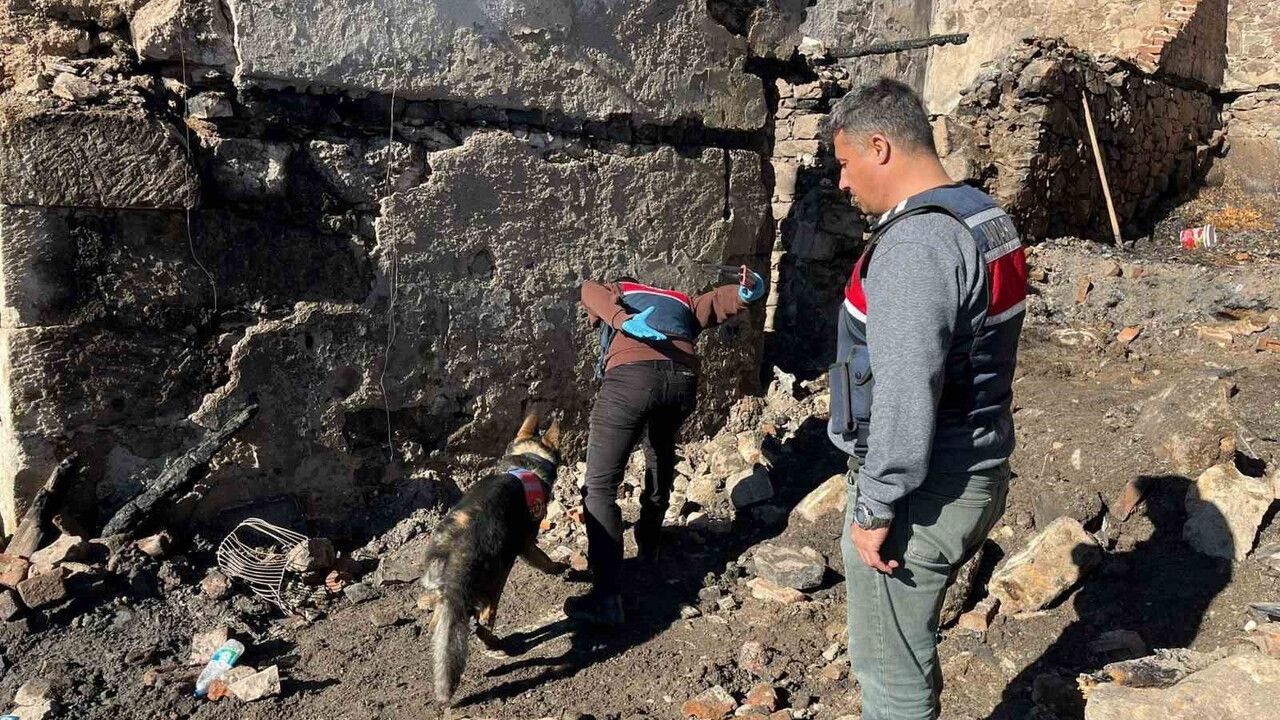 Manisa’da 5 Evin Yandı: Ölü ve Yaralılar Var