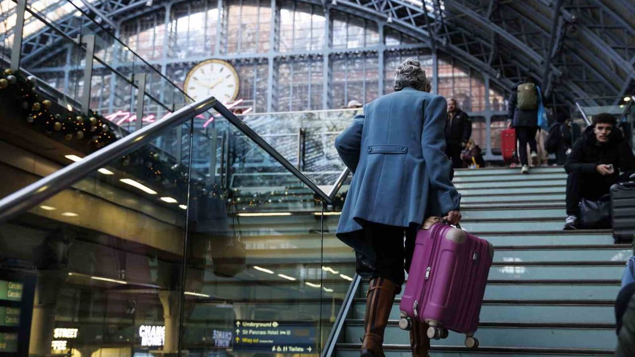 Manş Tüneli'nde Elektrik Hattı Arızası Giderildi