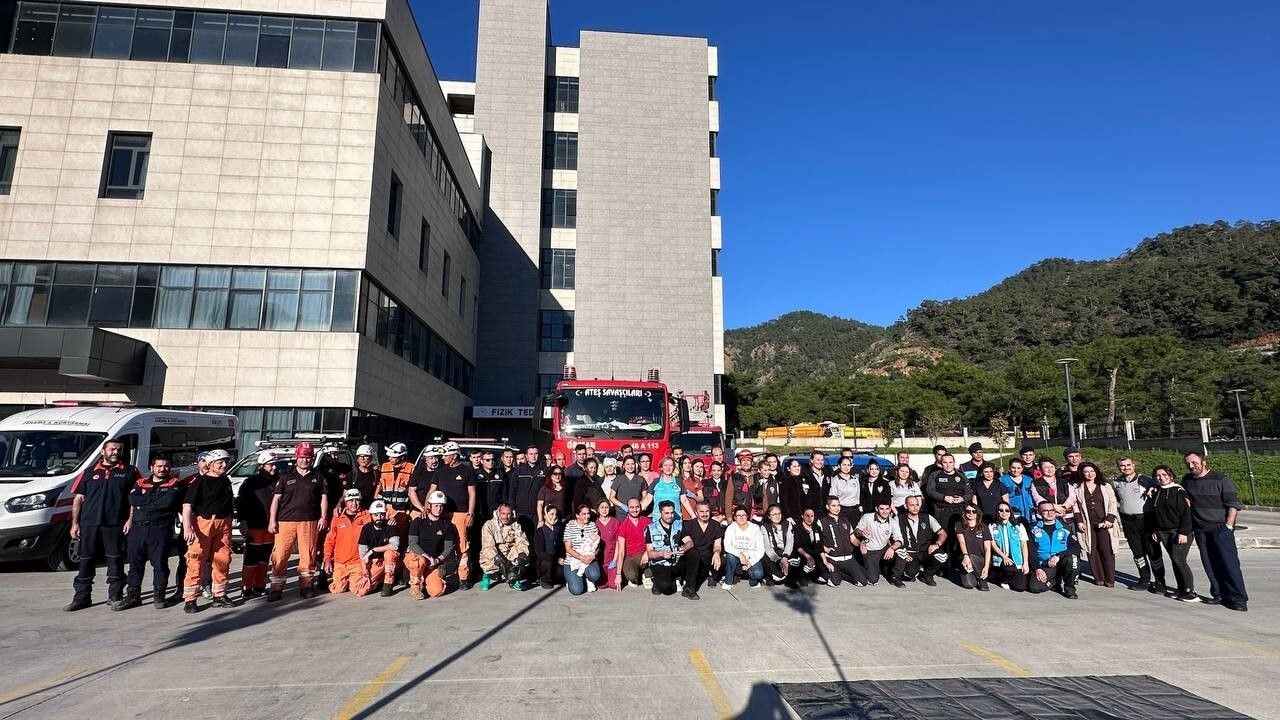 Marmaris Devlet Hastanesi'nde Gerçeği Aratmayan Tatbikat