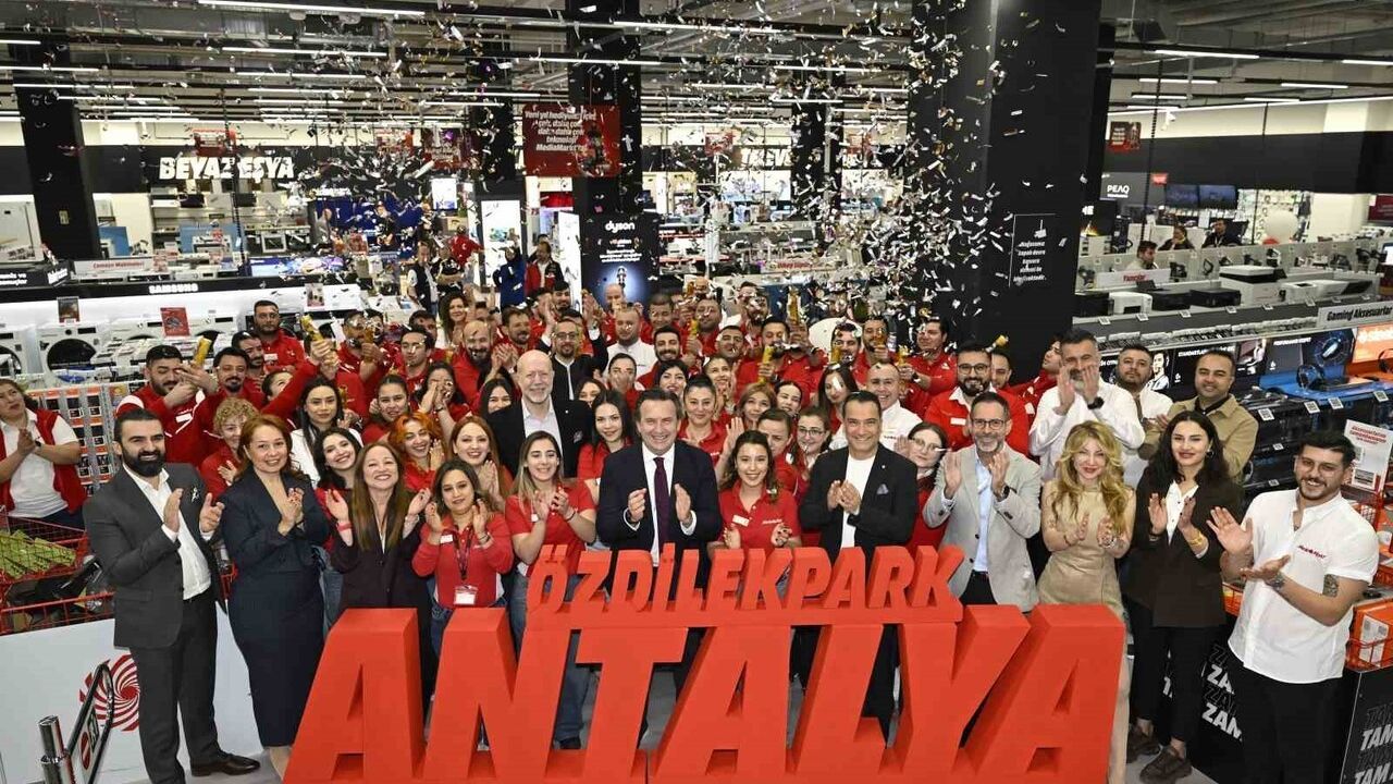 MediaMarkt Antalya’da Yeni Mağaza Açtı