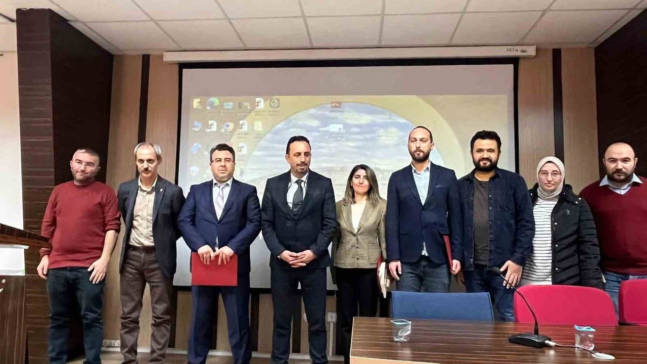 Mehmet Akif Ersoy'un Edebi ve Fikri Mirası TOGÜ'de İncelendi