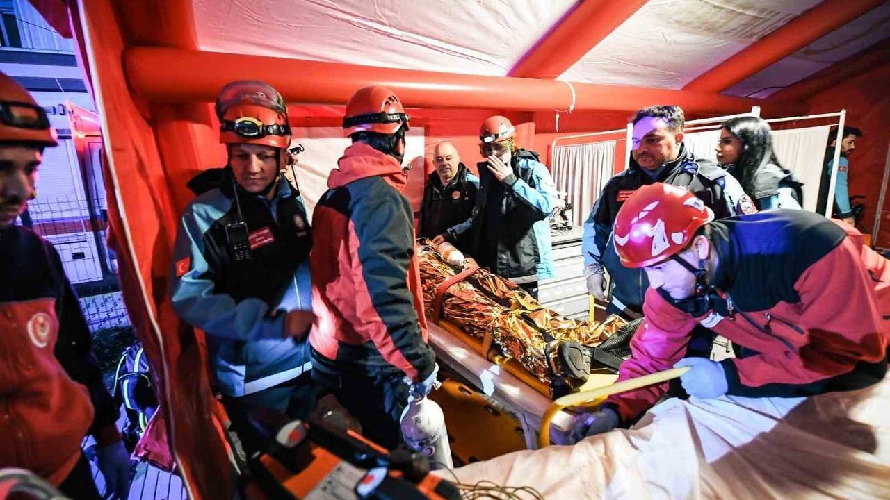 Menemen İZBAN İstasyonu'nda Acil Durum Tatbikatı Gerçekleştirildi