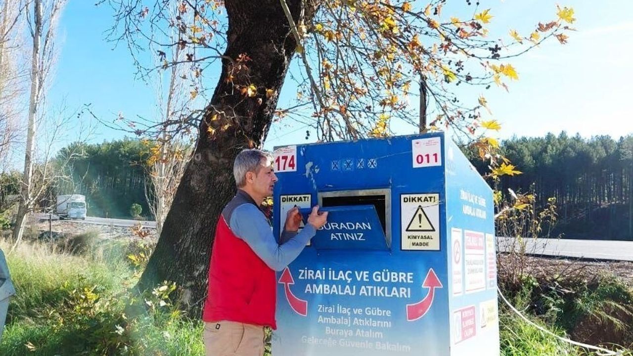 Menteşe'de Zeytin Üreticilerine Bilgilendirme Çalışmaları Devam Ediyor