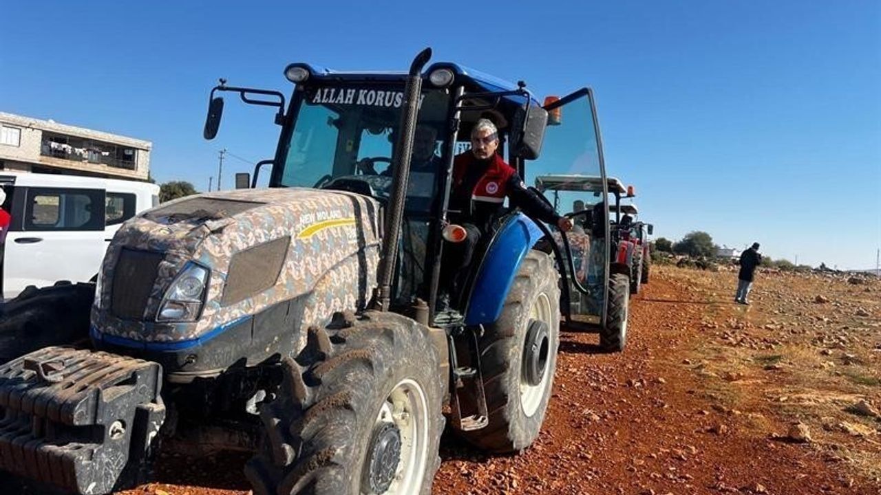 Mera Islah Projesi Kapsamında 750 Dekar Alan Gübreleme Çalışması Yapıldı