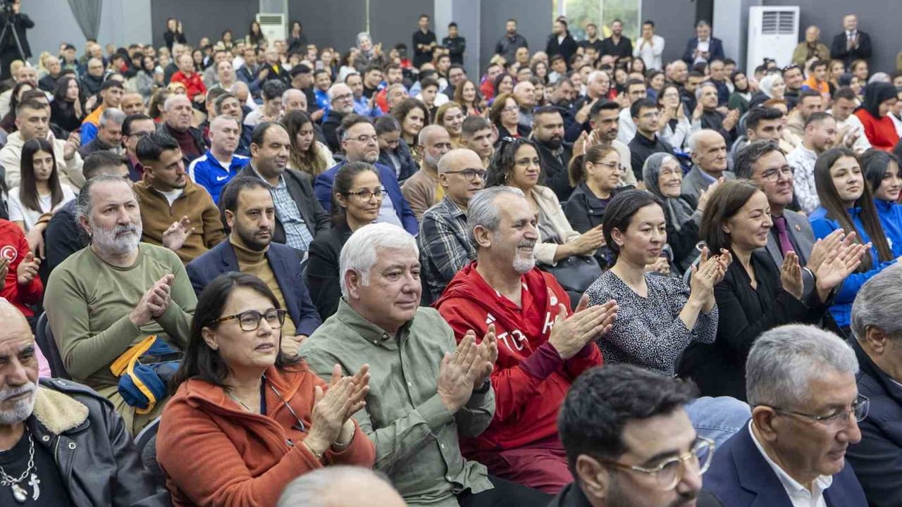 Mersin Büyükşehir Belediyesi'nden Spora 20 Milyon TL Destek