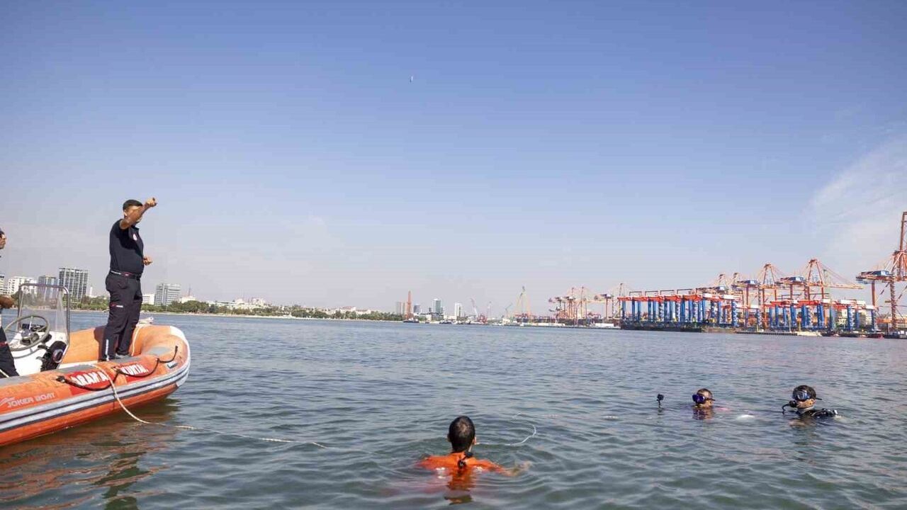 Mersin'de Arama Kurtarma Ekipleri 7/24 Göreve Hazır