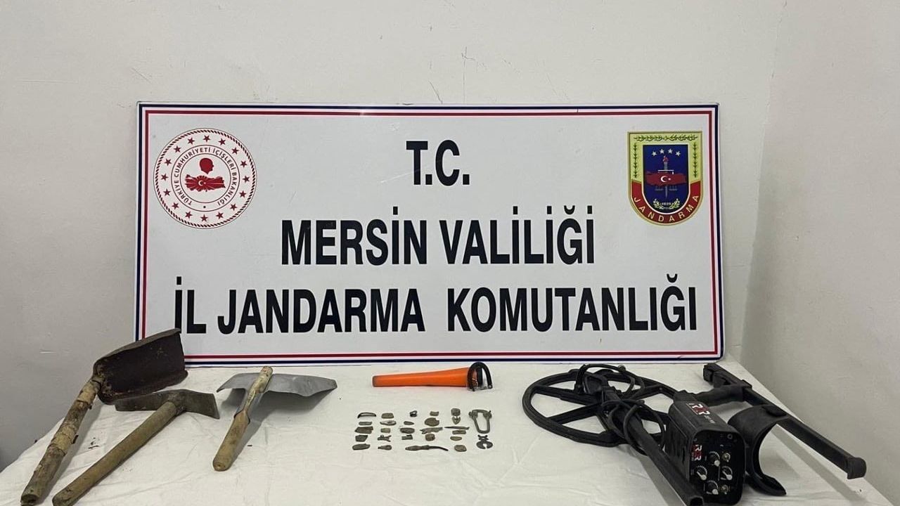 Mersin'de Kaçak Kazı Operasyonu: 2 Şüpheli Yakalandı