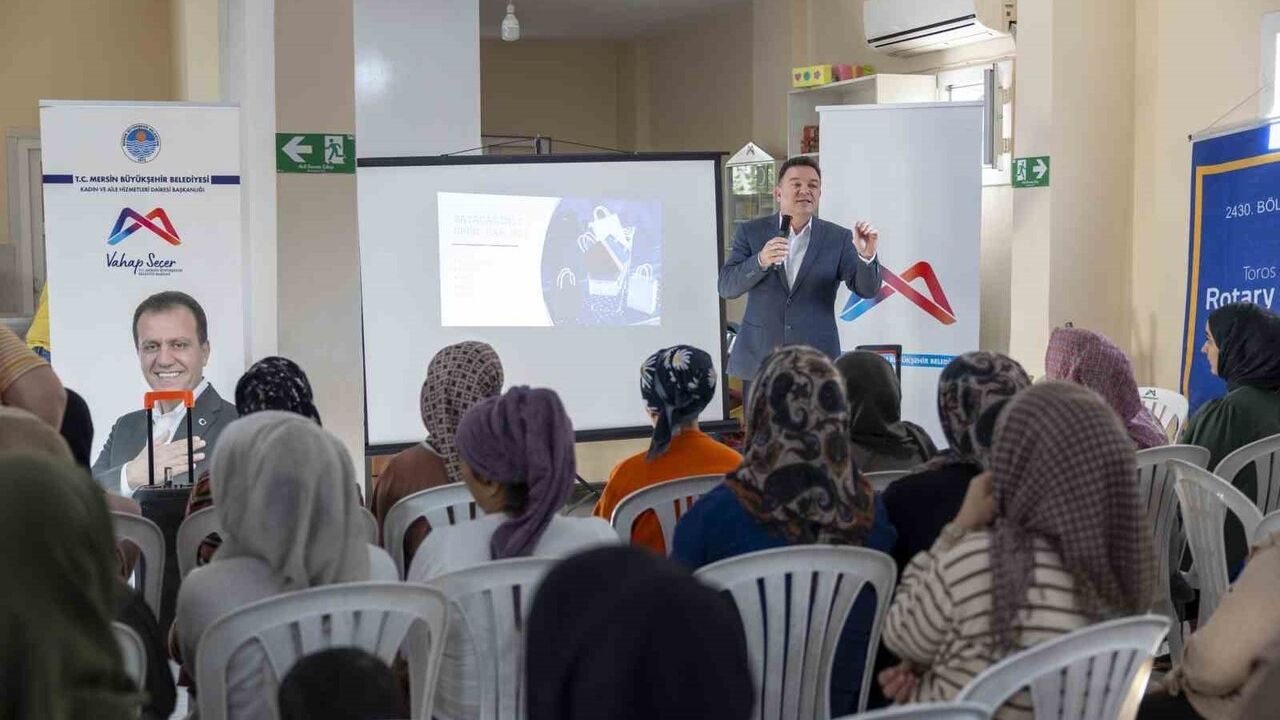 Mersin'de Kadınlara Yönelik Eğitim Programı