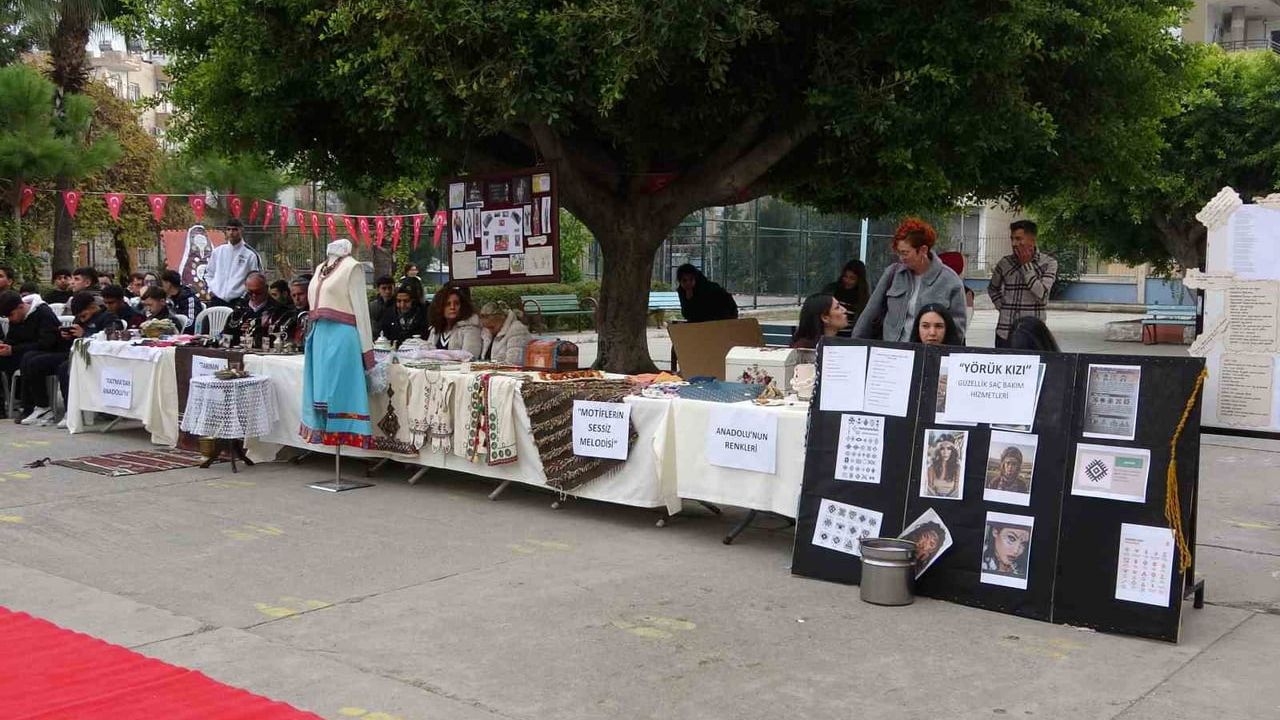 Mersin'de Yörük Göçer Kültür Kalır Şöleni