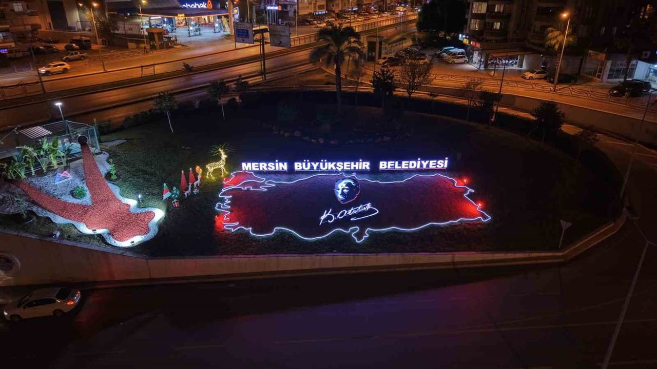 Mersin Yeni Yıla Renkli Süslemelerle Hazır