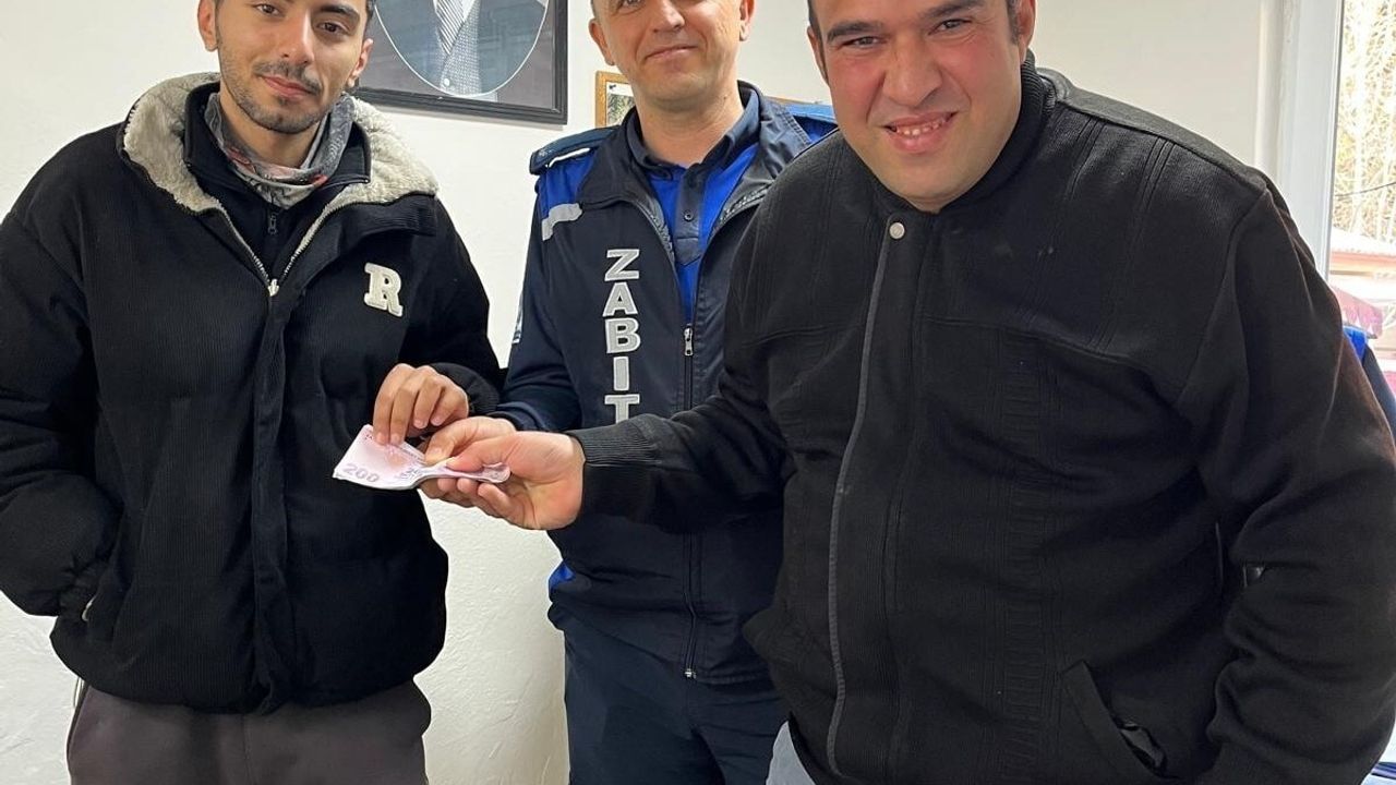 Merzifon’da Temizlik Personelinden Takdire Şayan Davranış