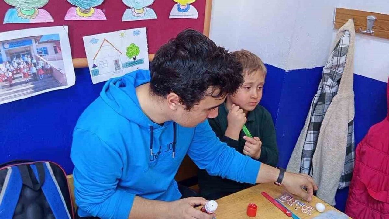 Milas Anadolu Lisesi'nden Fesleğen İlkokulu'na Anlamlı Destek