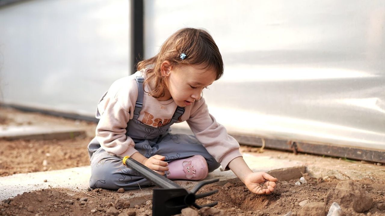 Minik Eller Doğayla Buluşturdu