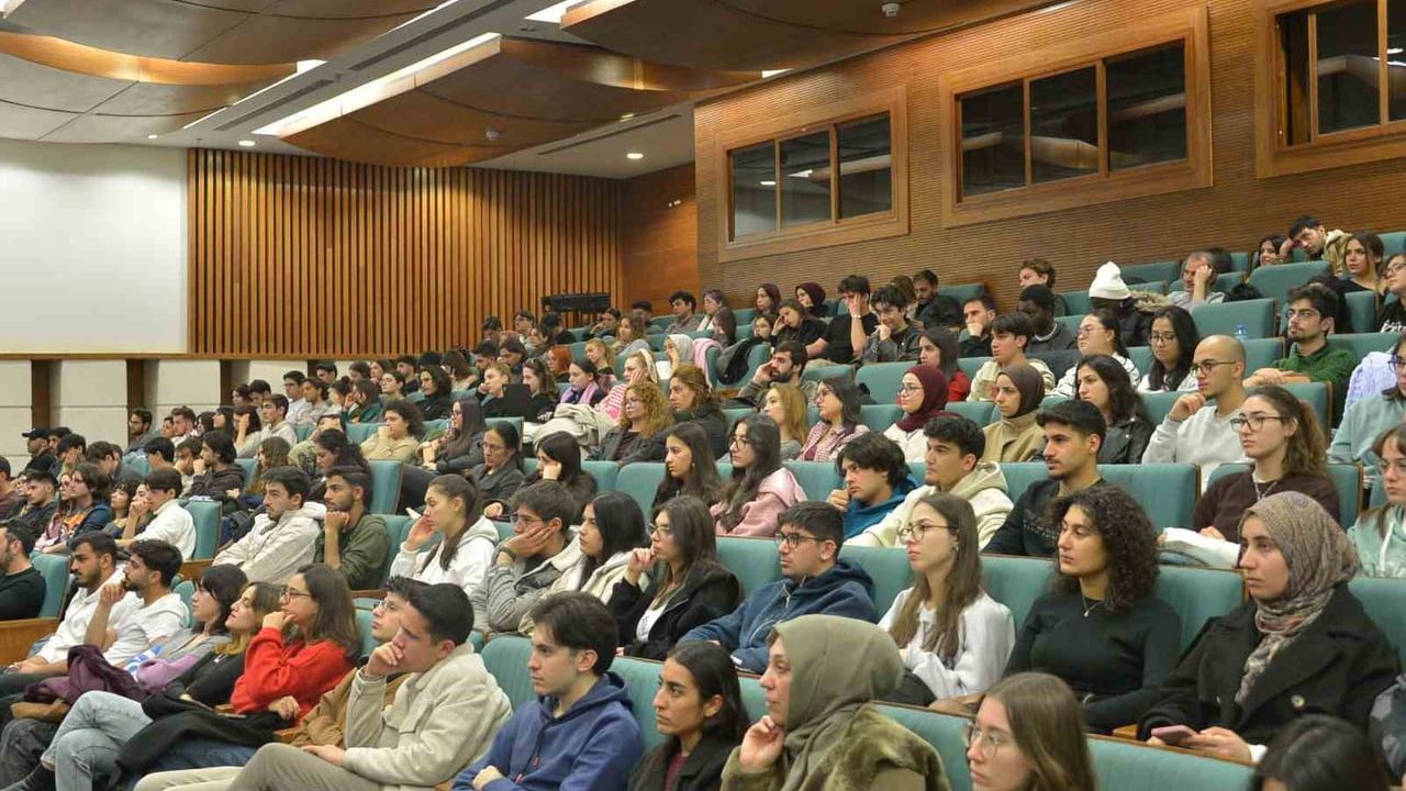 MSKÜ'de Erasmus Fırsatları Öğrencilerle Buluştu