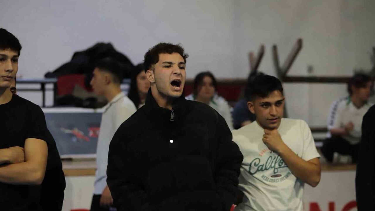 Muğla Bilek Güreşi İl Birinciliği Menteşe'de Düzenlendi