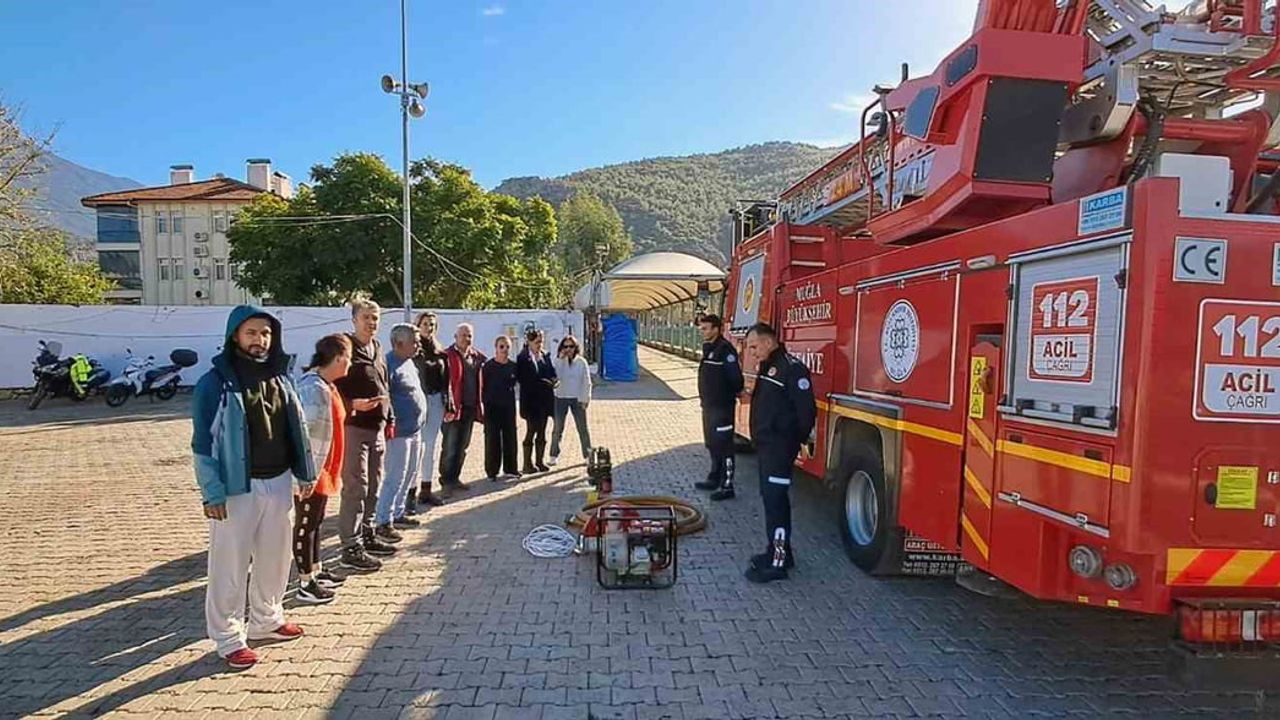 Muğla Büyükşehir Belediyesi Gönüllü İtfaiyecilik Eğitimiyle Afetlere Hazırlanıyor