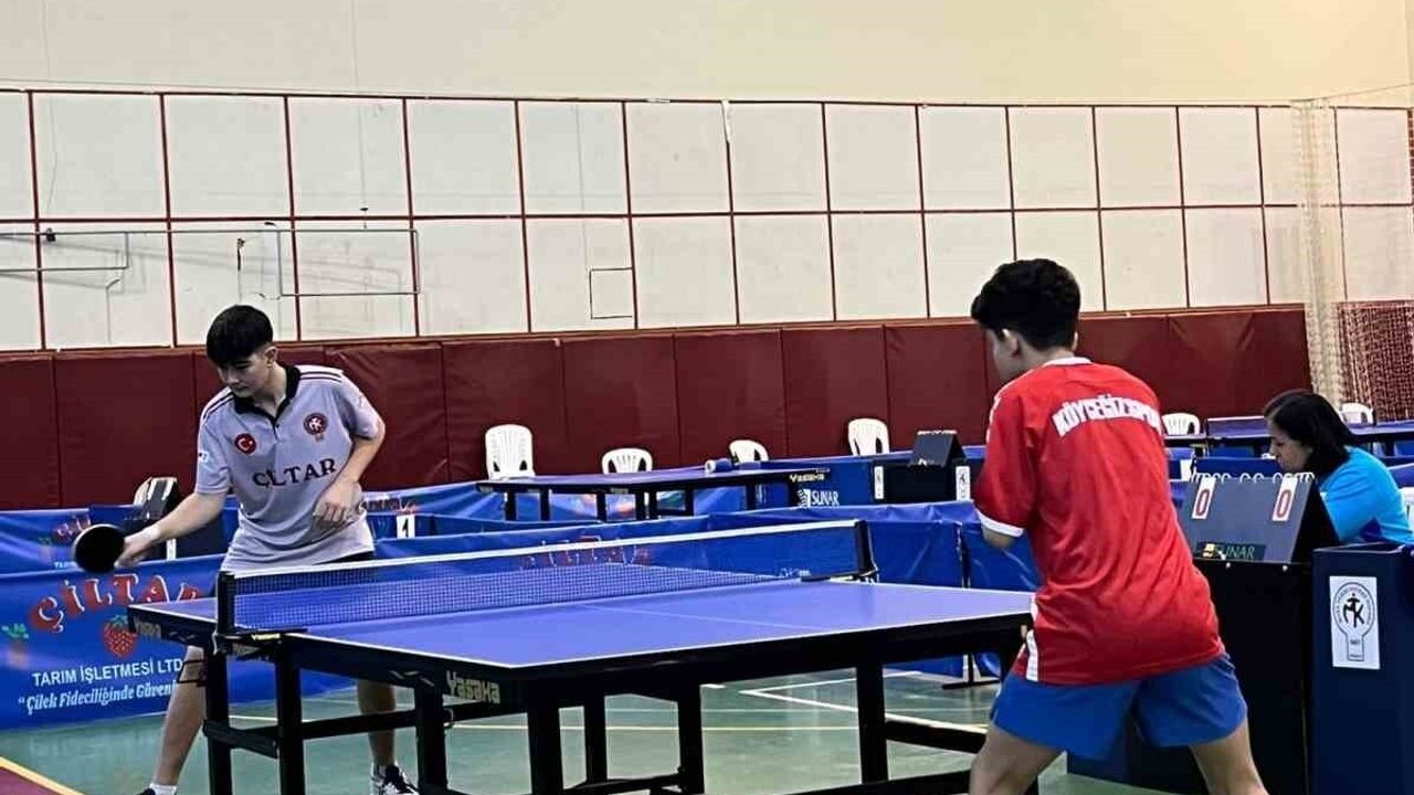 Muğla Genç Raketleri Adana'da Başarıya İmza Attı