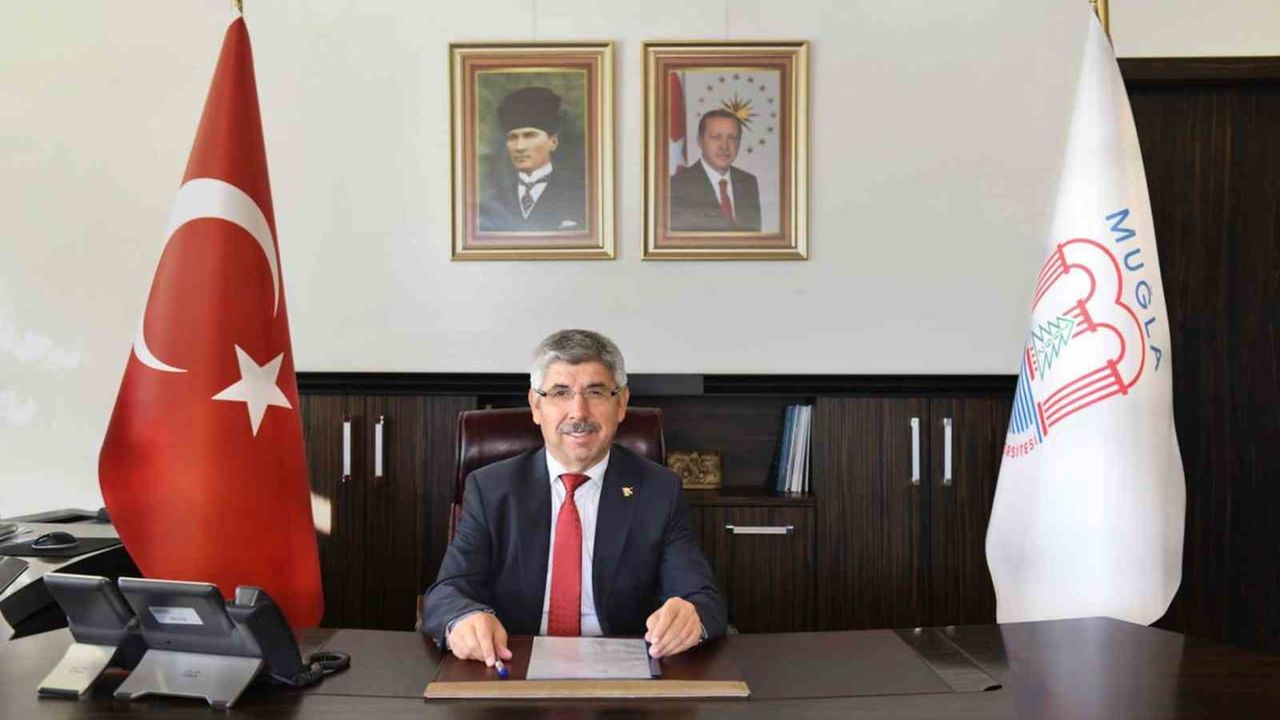 Muğla Sıtkı Koçman Üniversitesi'nden Yeni Yıl Mesajı