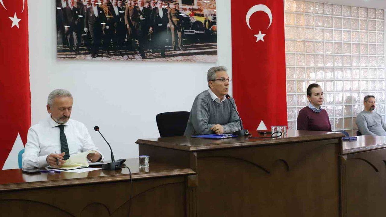 Nazilli Belediye Başkanı Tetik, Esnaflarla Yıkım Sürecini Görüştü