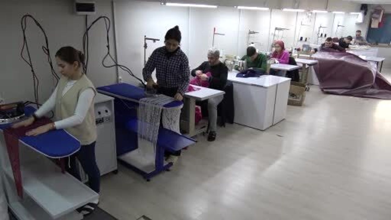 Nesrin Solmaz: Gelinlik Sektöründe Başarı Hikayesi