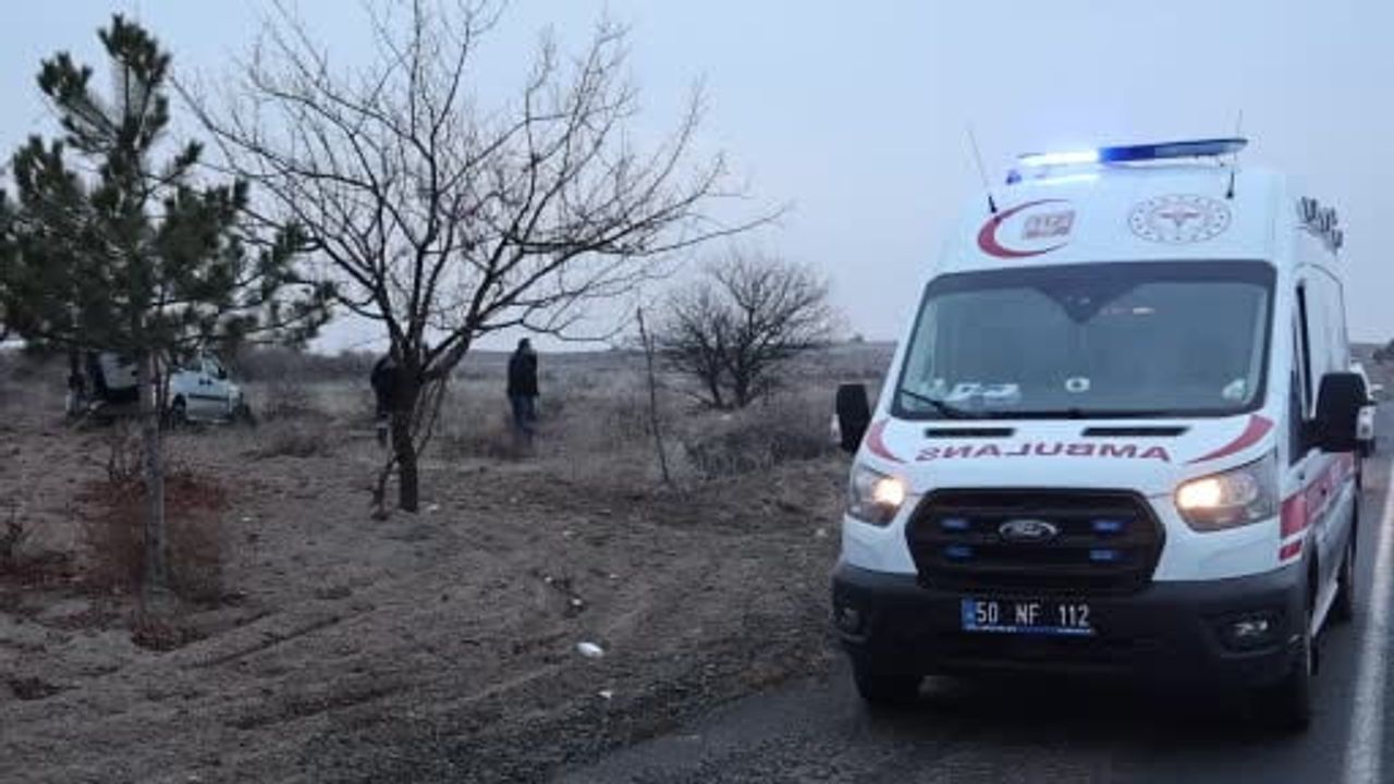 Nevşehir'de Kontrolden Çıkan Araç Takla Attı: 1 Kişi Yaralı