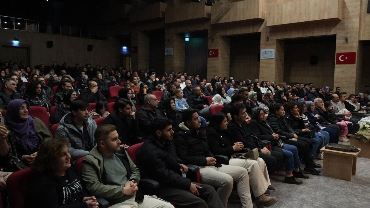 Niğde 8. Kitap Fuarı Büyük İlgiyle Sonlandı