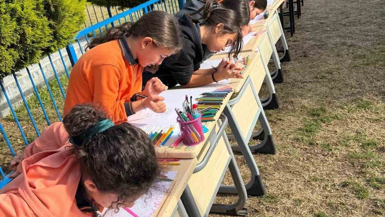 Öğrencilerden Anlamlı Farkındalık Etkinliği